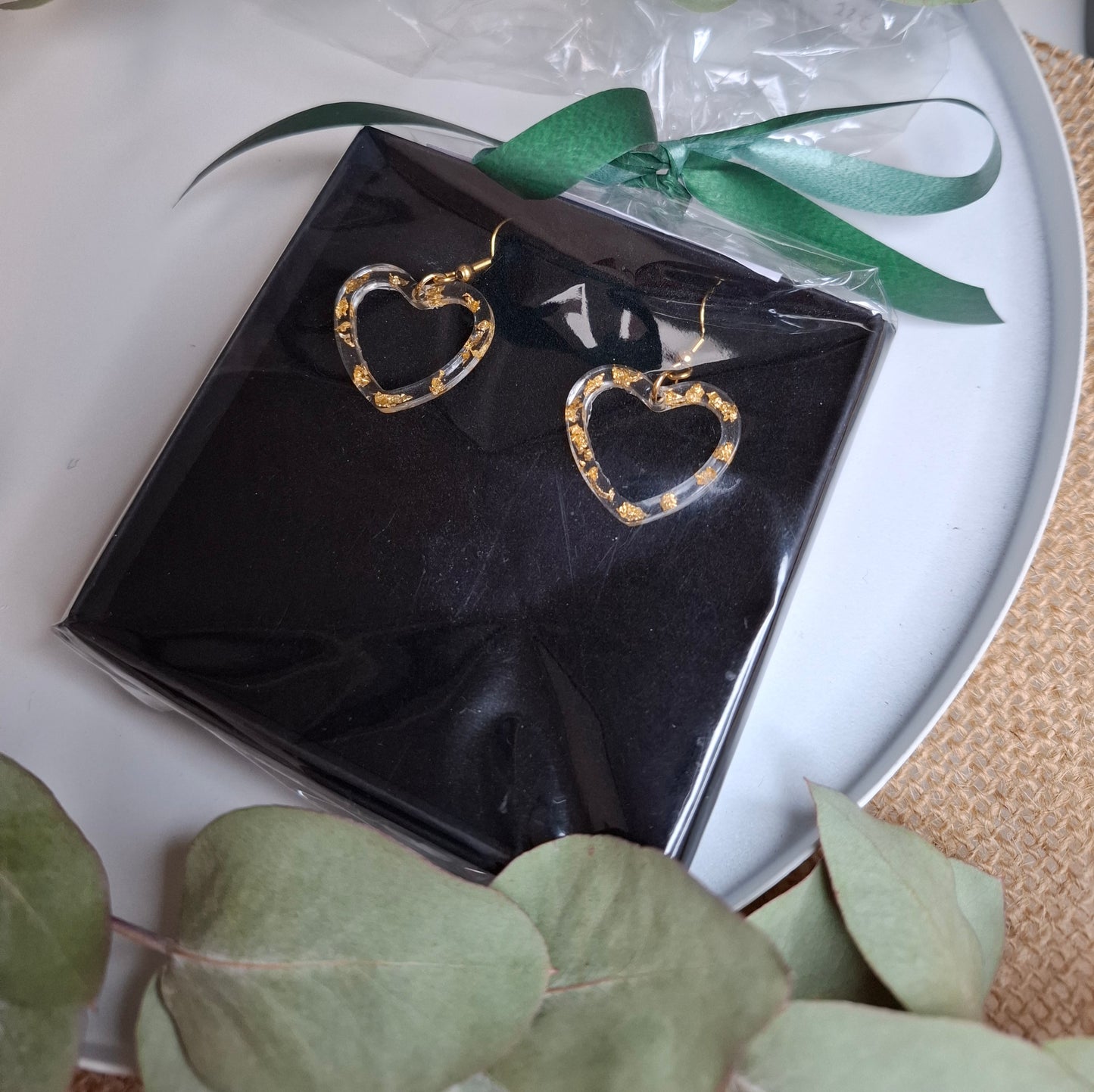 VALMIS LAHJA - Sydämellinen